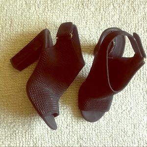 Aldo Suede Mesh Peep Toe Bootie Sandal Heel Siz6.5